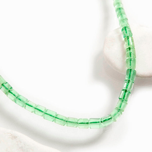 Collana girocollo fluorite verde chiusura in argento 925 rodiato